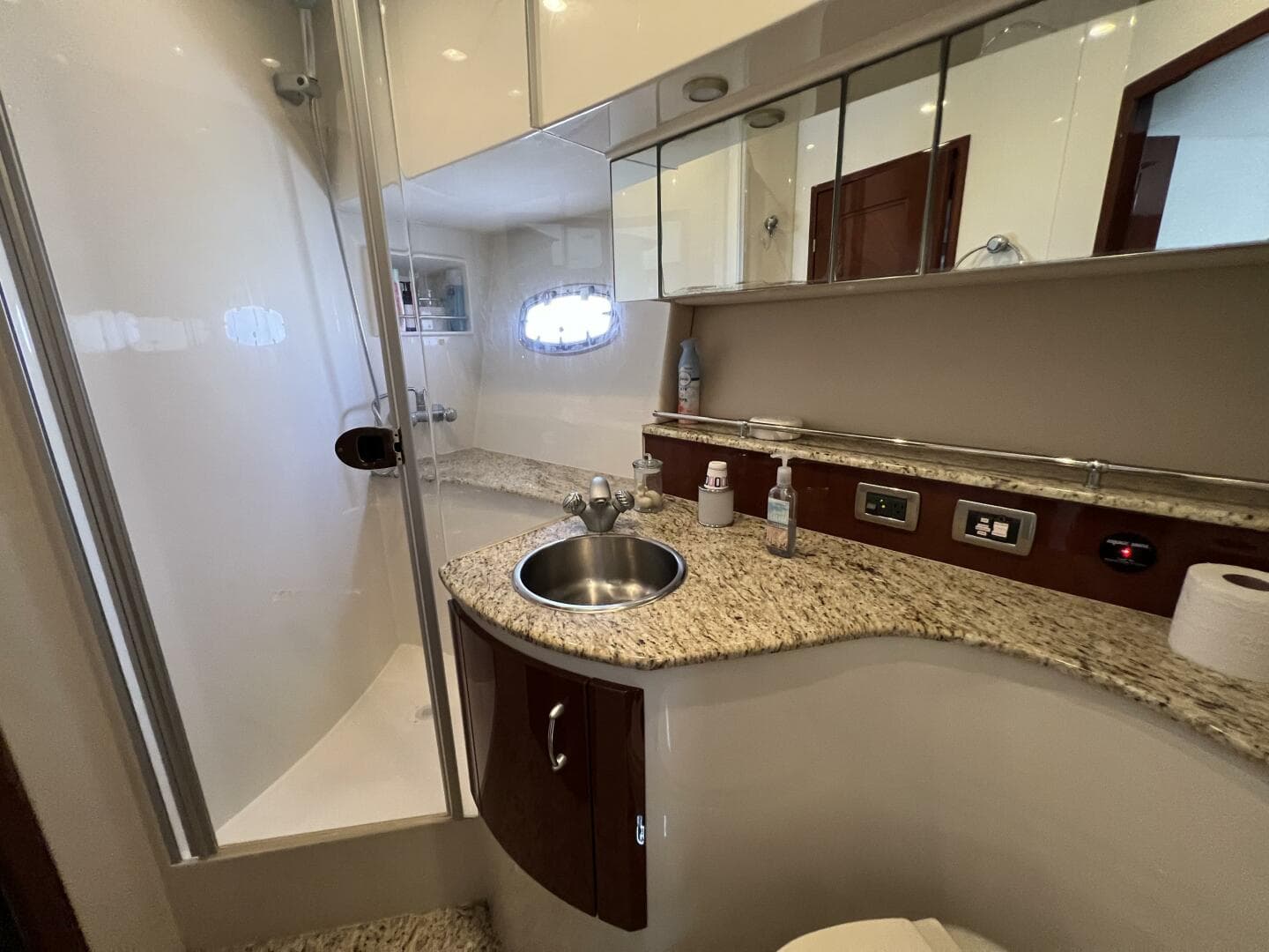 2008 Marquis 59 Fly Bridge - Markham Edition — photo 44