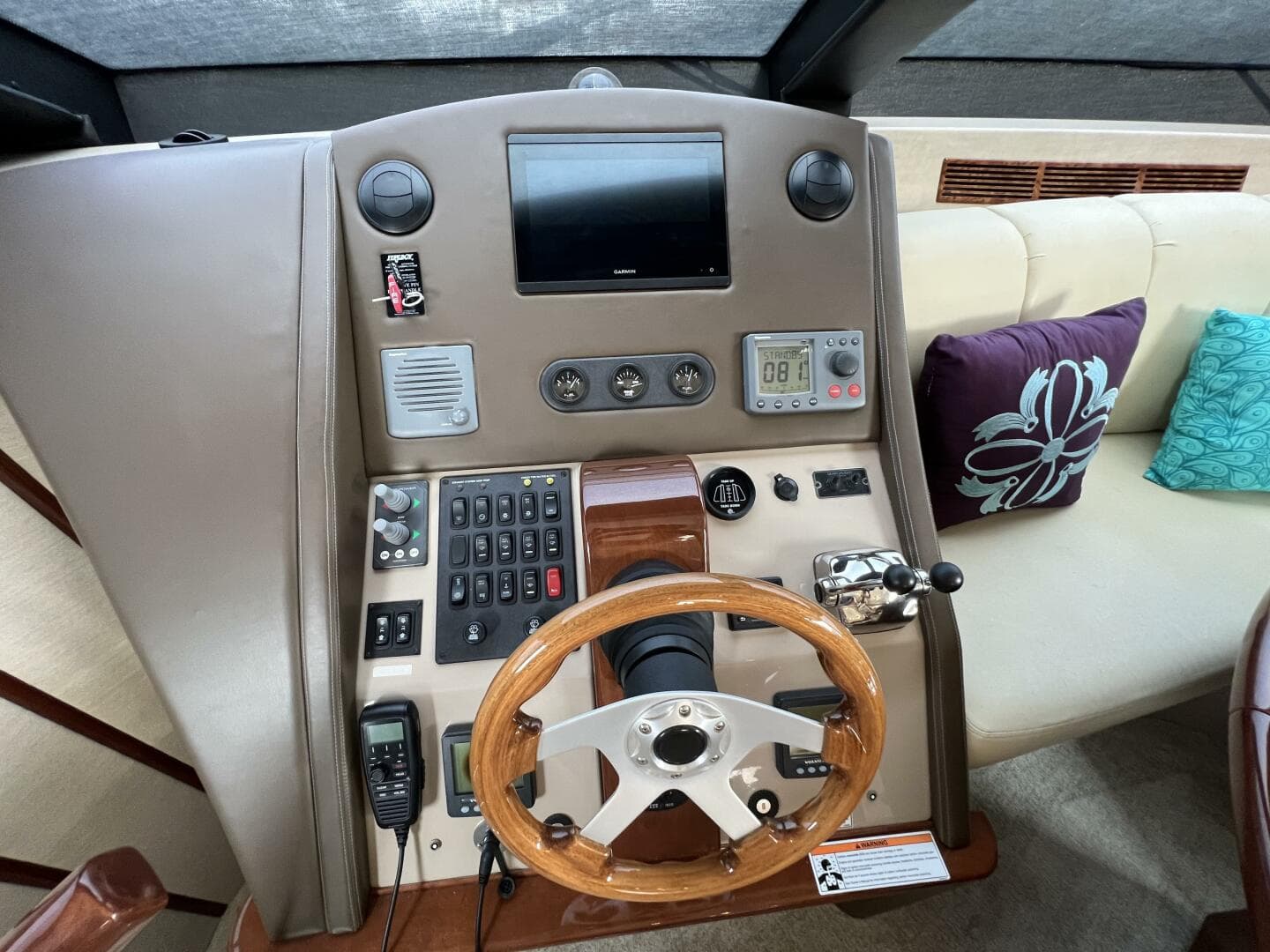 2008 Marquis 59 Fly Bridge - Markham Edition — photo 30