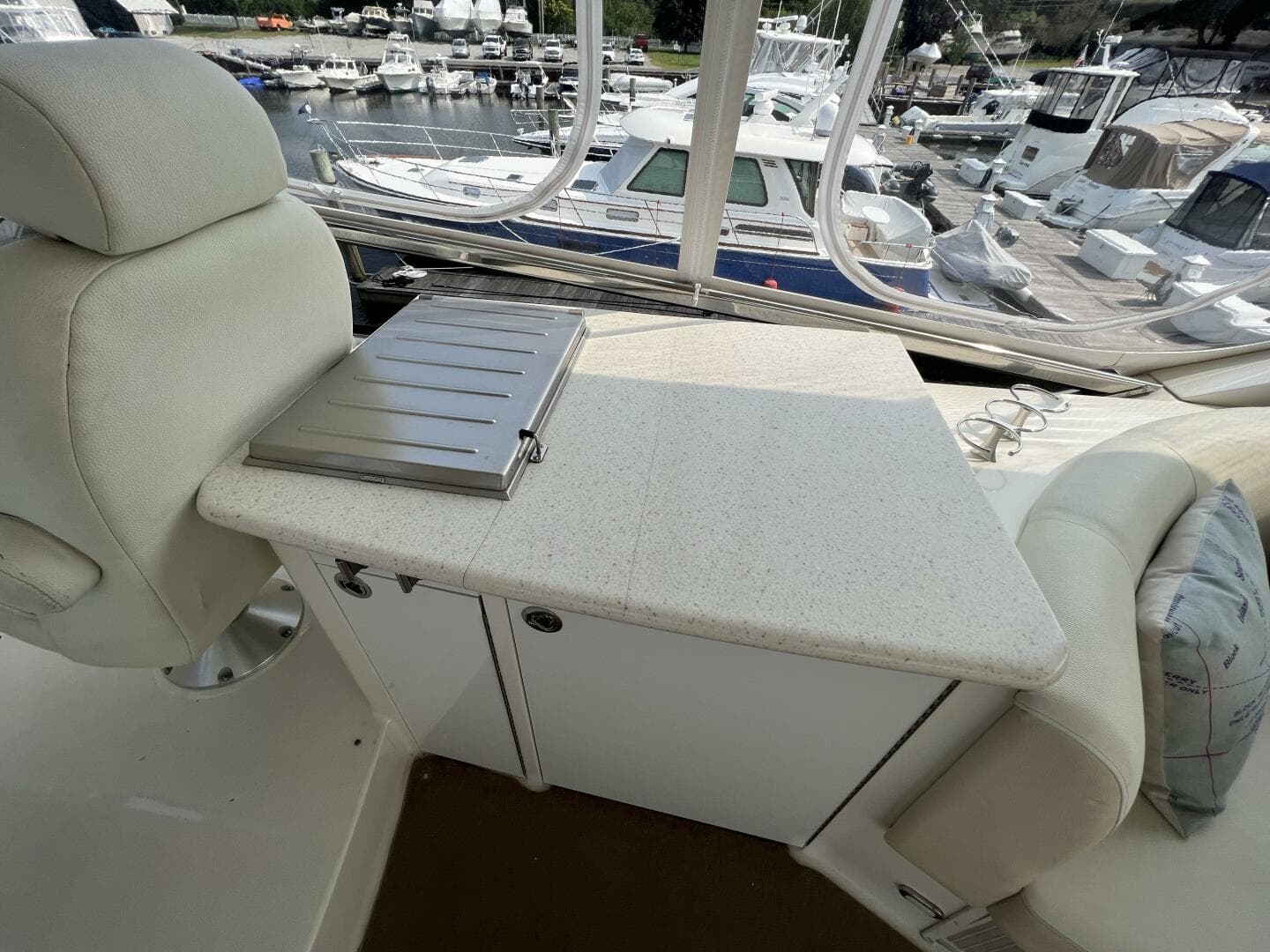 2008 Marquis 59 Fly Bridge - Markham Edition — photo 54