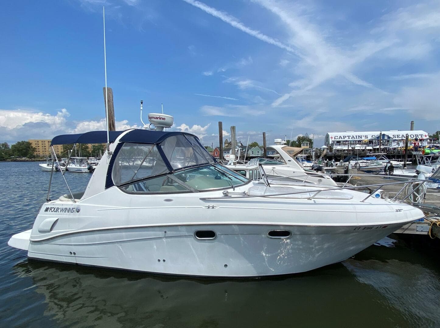 2002 Four Winns 268 Vista — photo 1