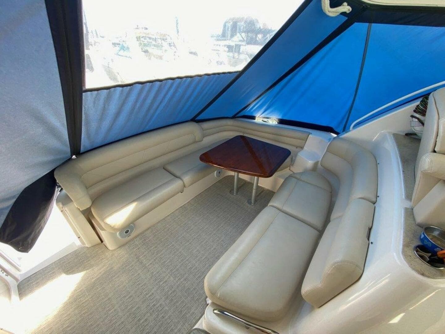 2009 Tiara Yachts 4300 Sovran — photo 26