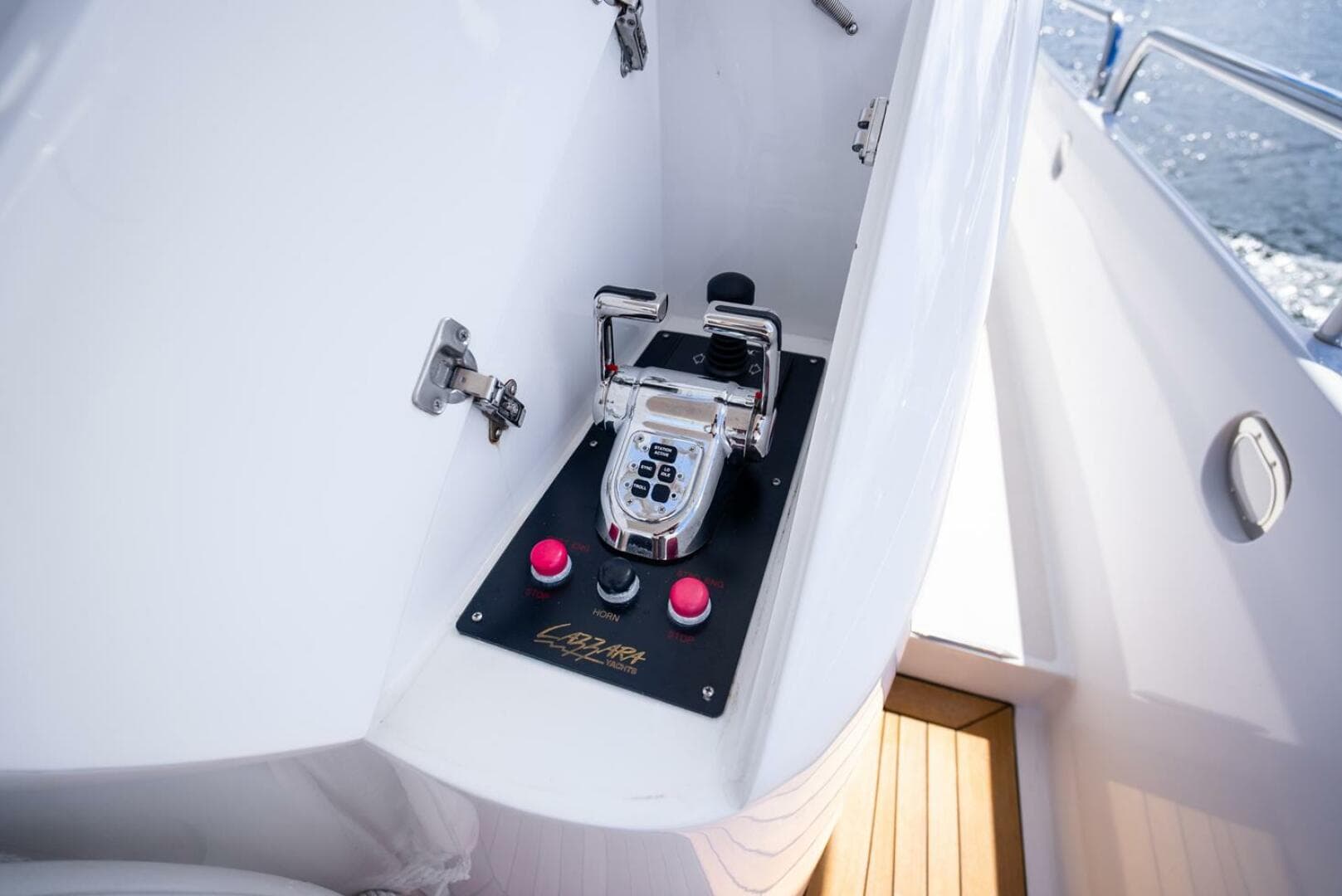 2008 Lazzara Yachts 116 — photo 66