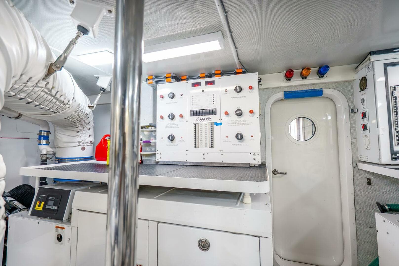 2008 Lazzara Yachts 116 — photo 87