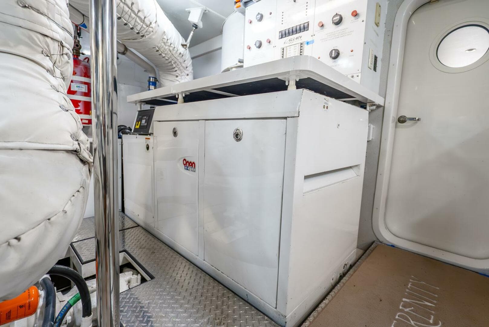 2008 Lazzara Yachts 116 — photo 86