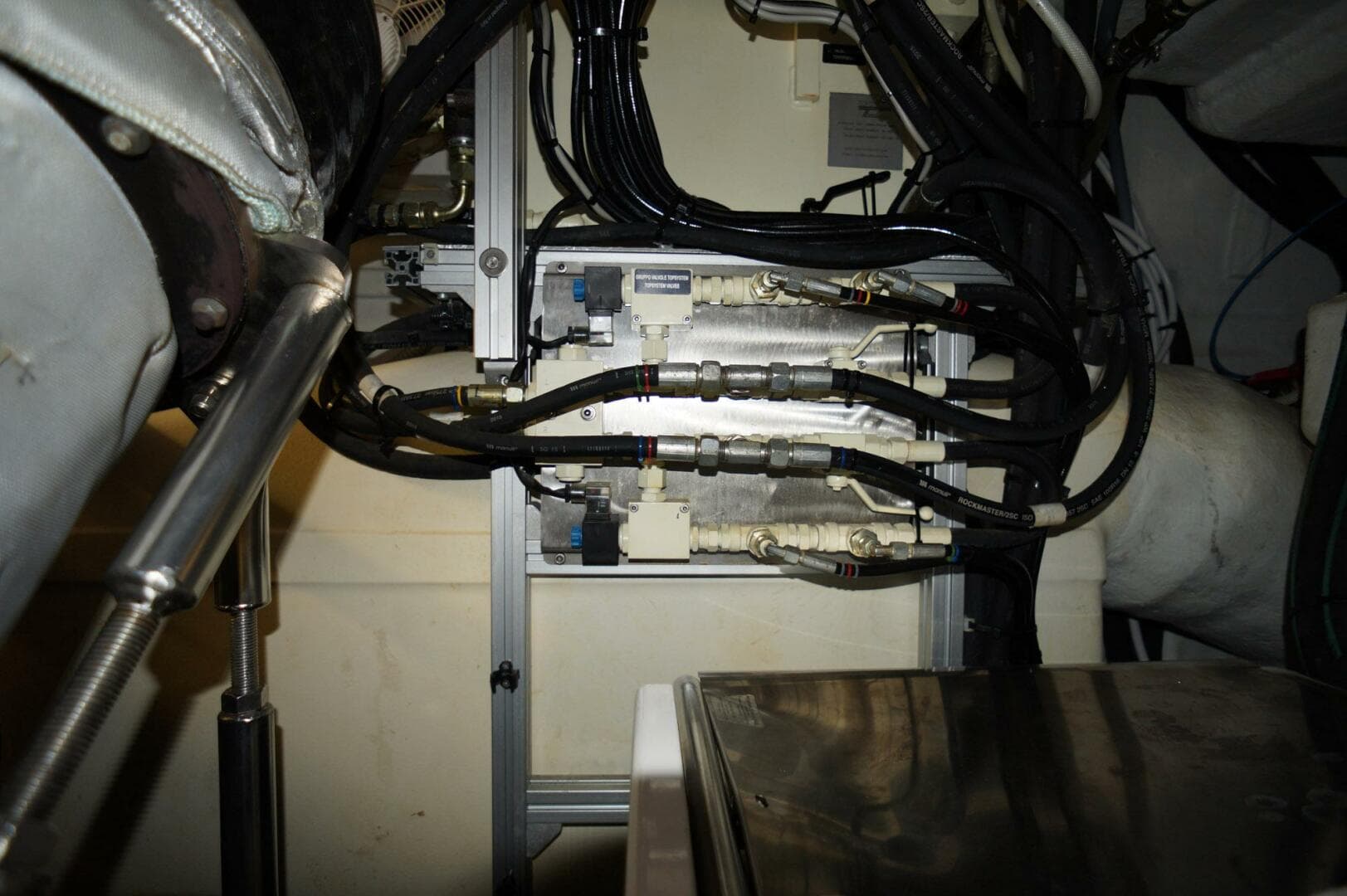 2016 Pershing 70 — photo 53