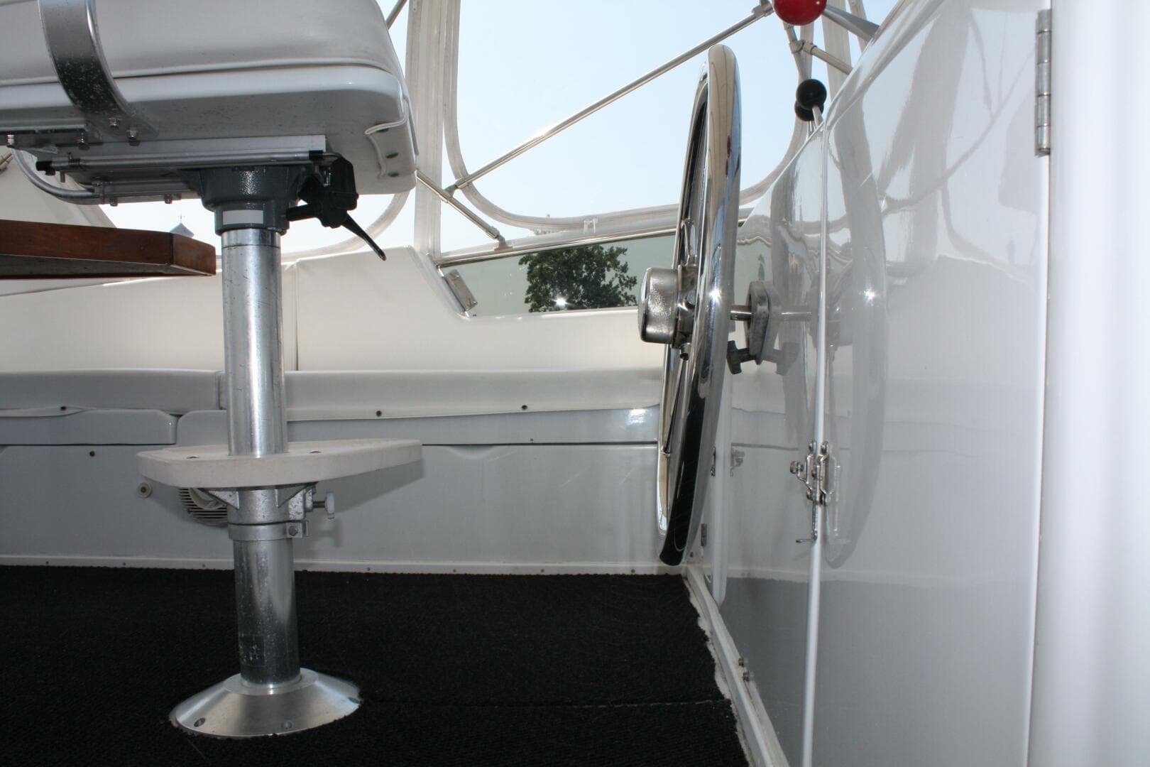 2000 Jefferson 56 Rivanna — photo 18