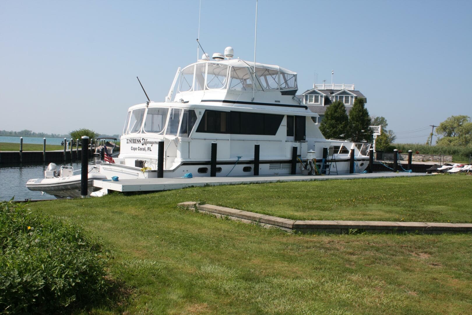 2000 Jefferson 56 Rivanna — photo 4