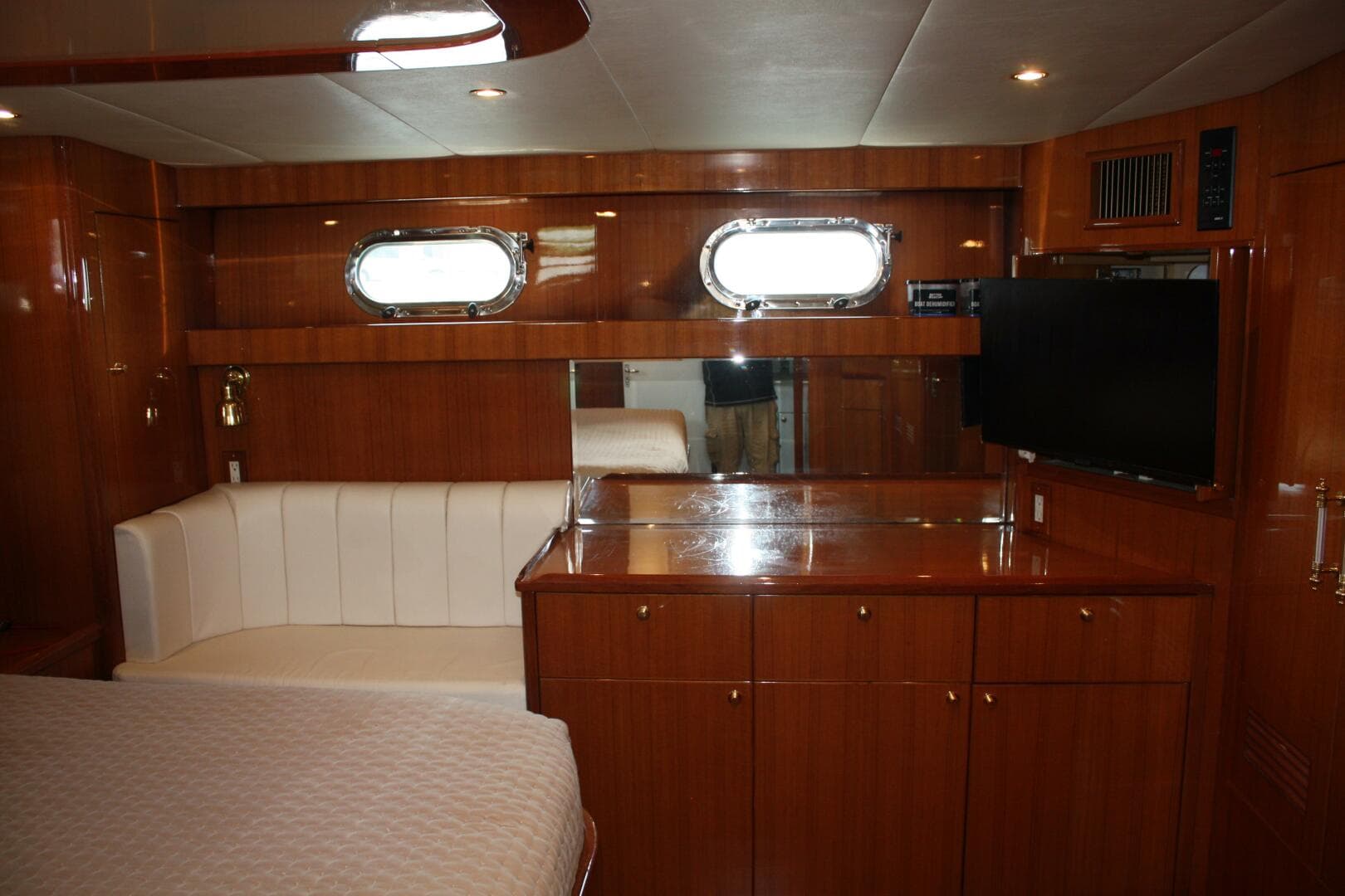 2000 Jefferson 56 Rivanna — photo 54