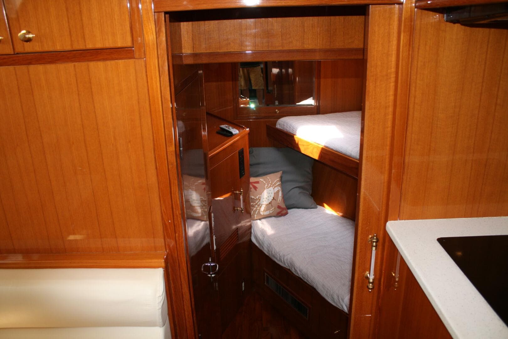 2000 Jefferson 56 Rivanna — photo 48