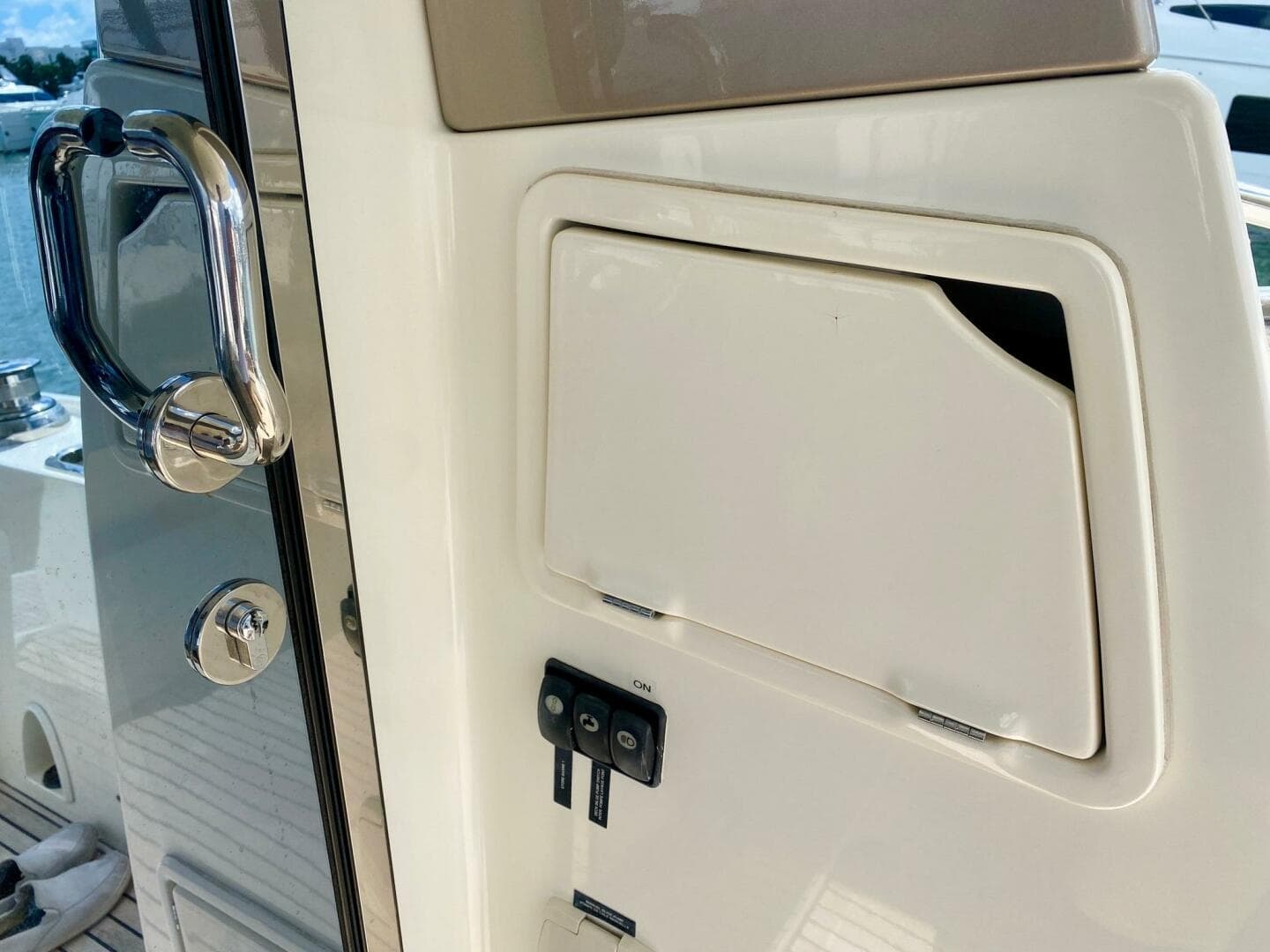 2015 Prestige 500 — photo 21