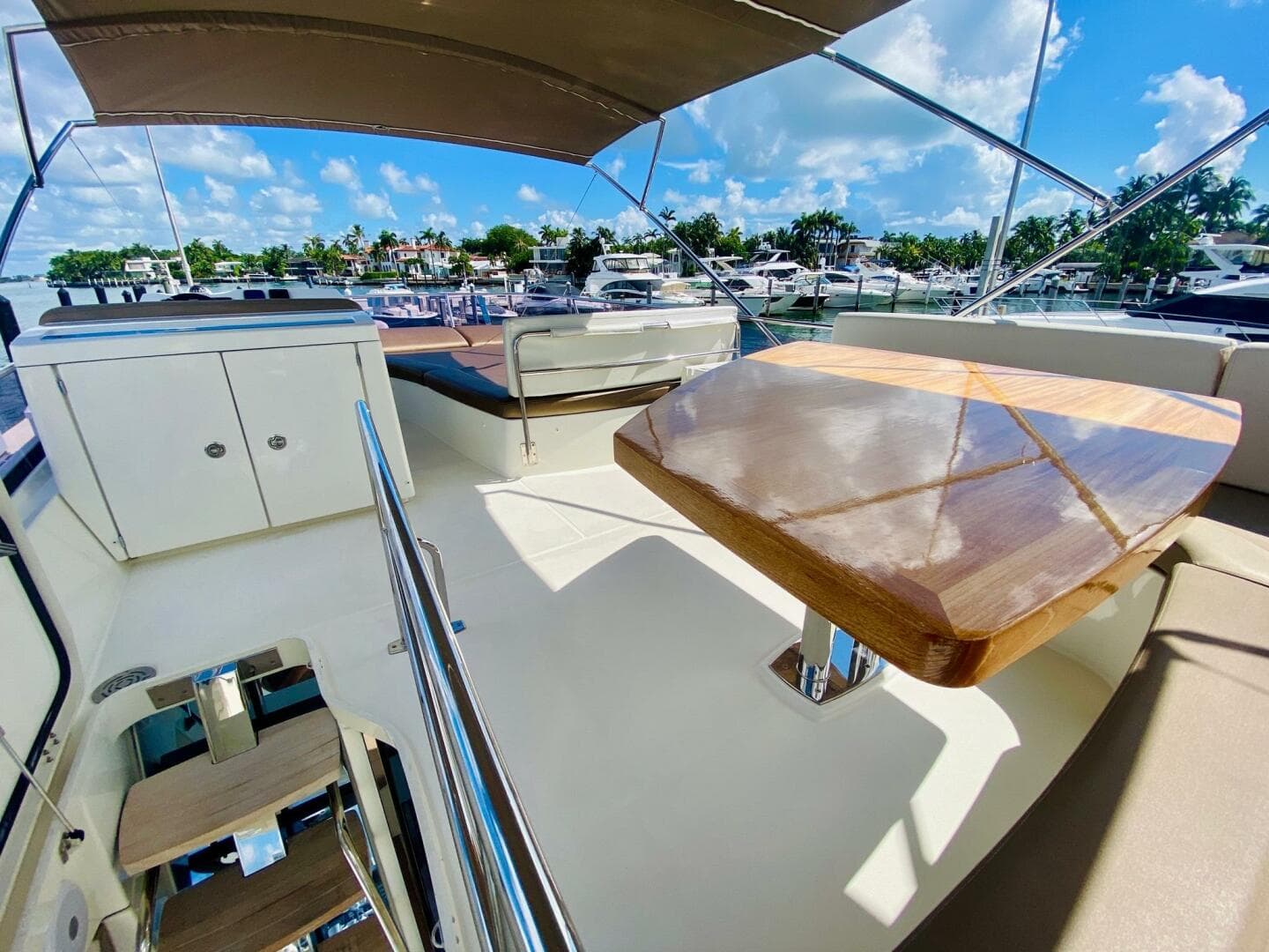 2015 Prestige 500 — photo 42