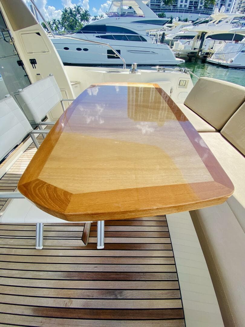 2015 Prestige 500 — photo 56