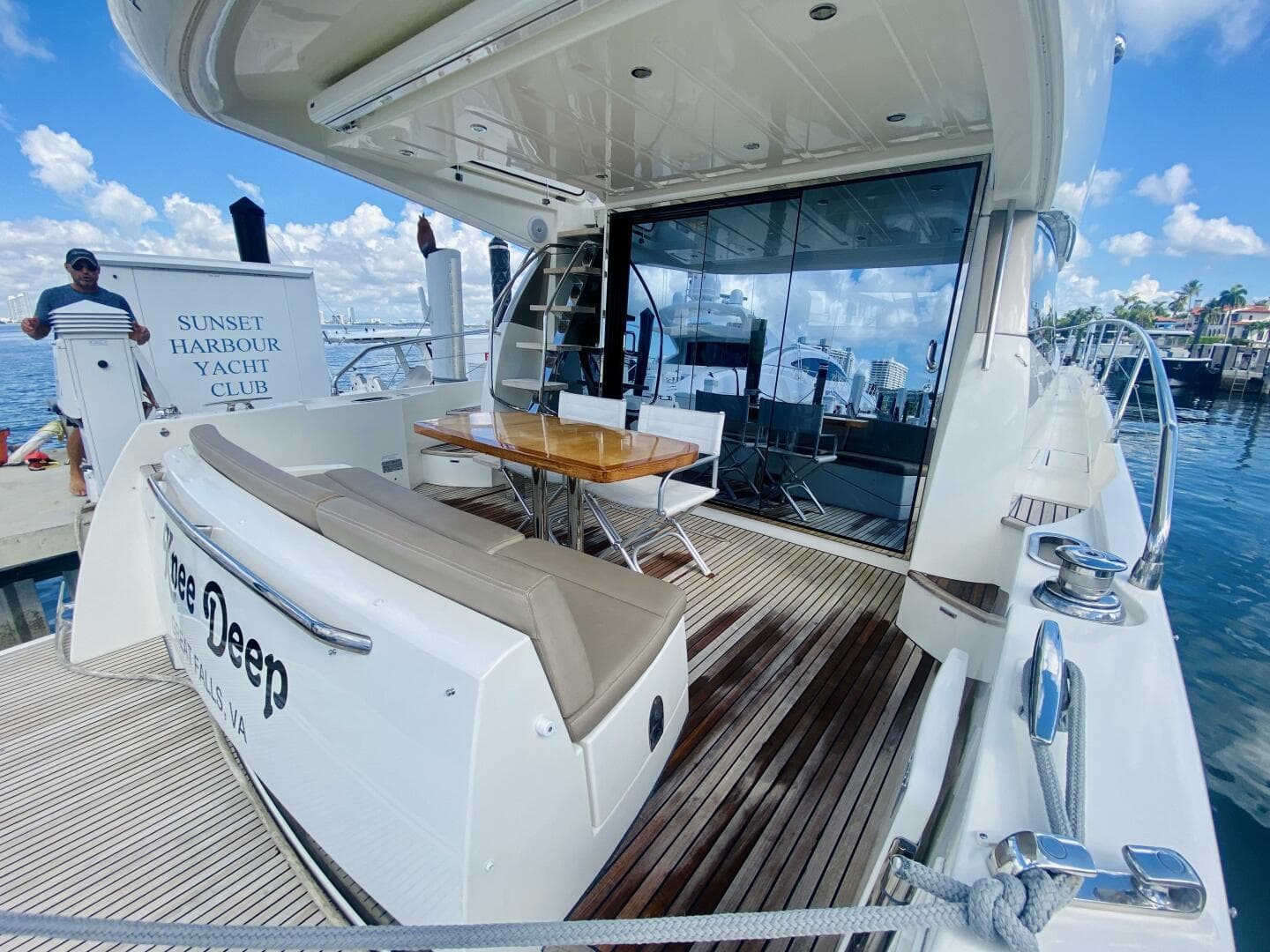 2015 Prestige 500 — photo 24