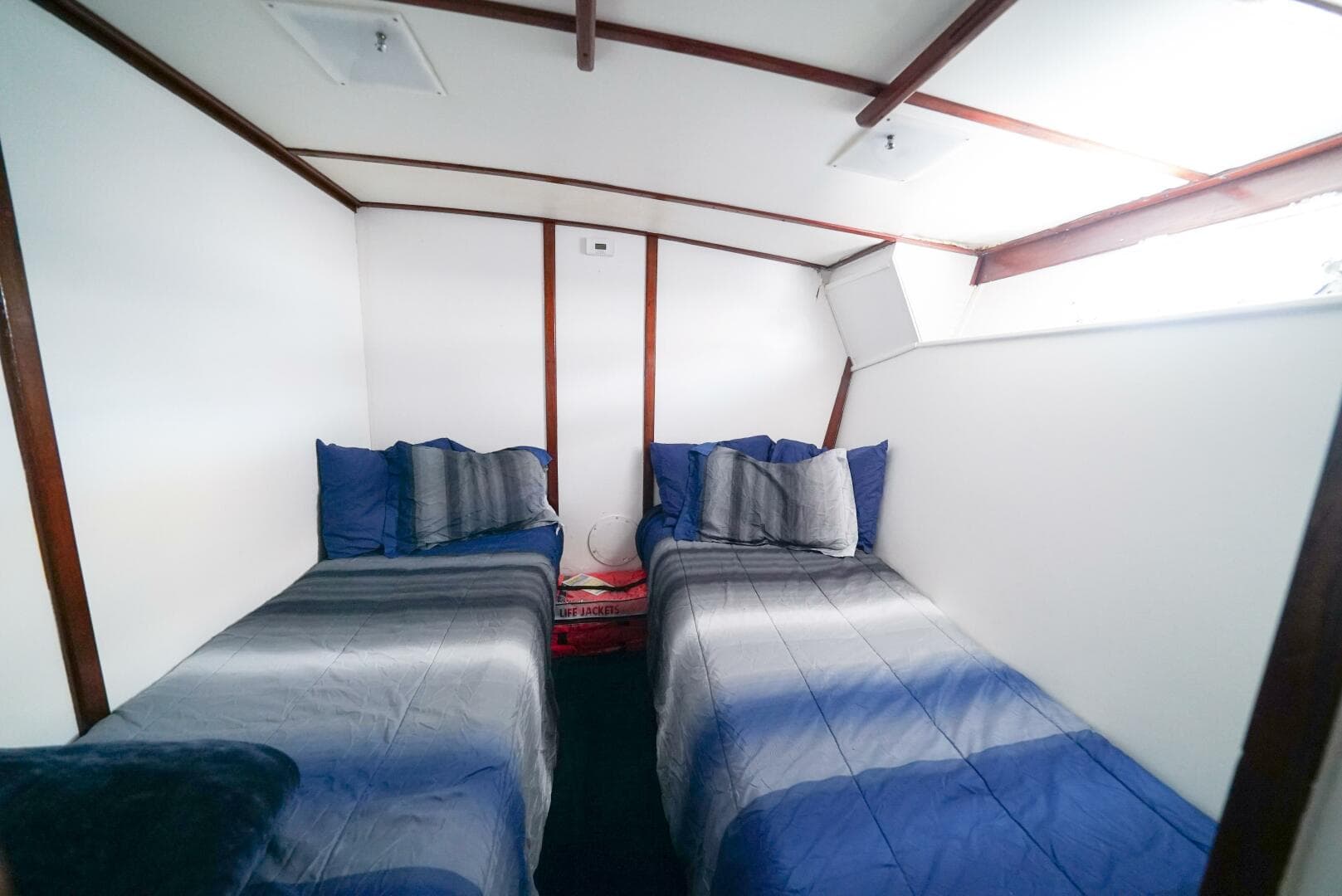 1979 Trojan 45 Convertible — photo 10