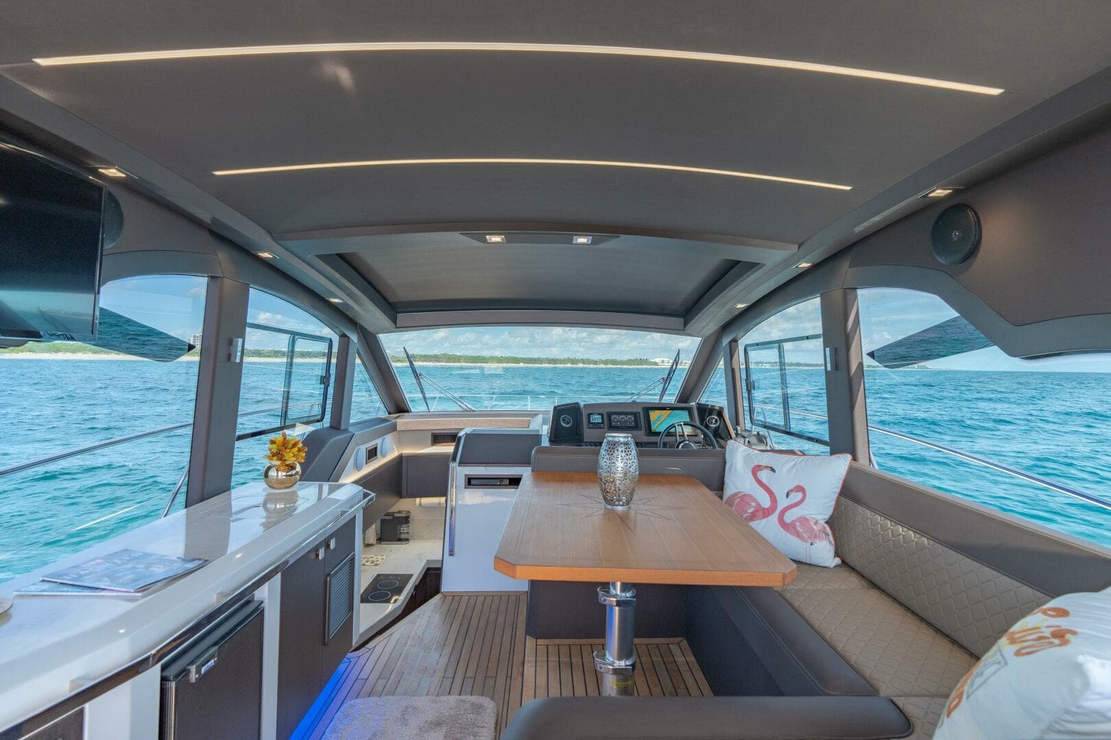 2022 Galeon 425 Hts — photo 12