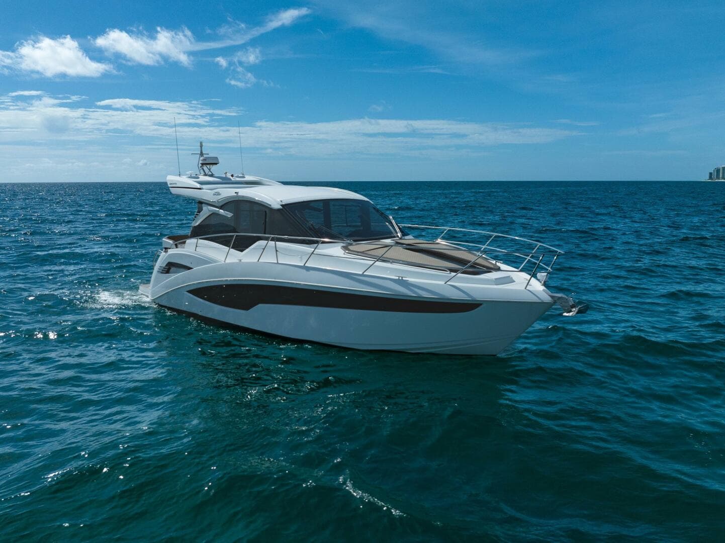 2022 Galeon 425 Hts — photo 10