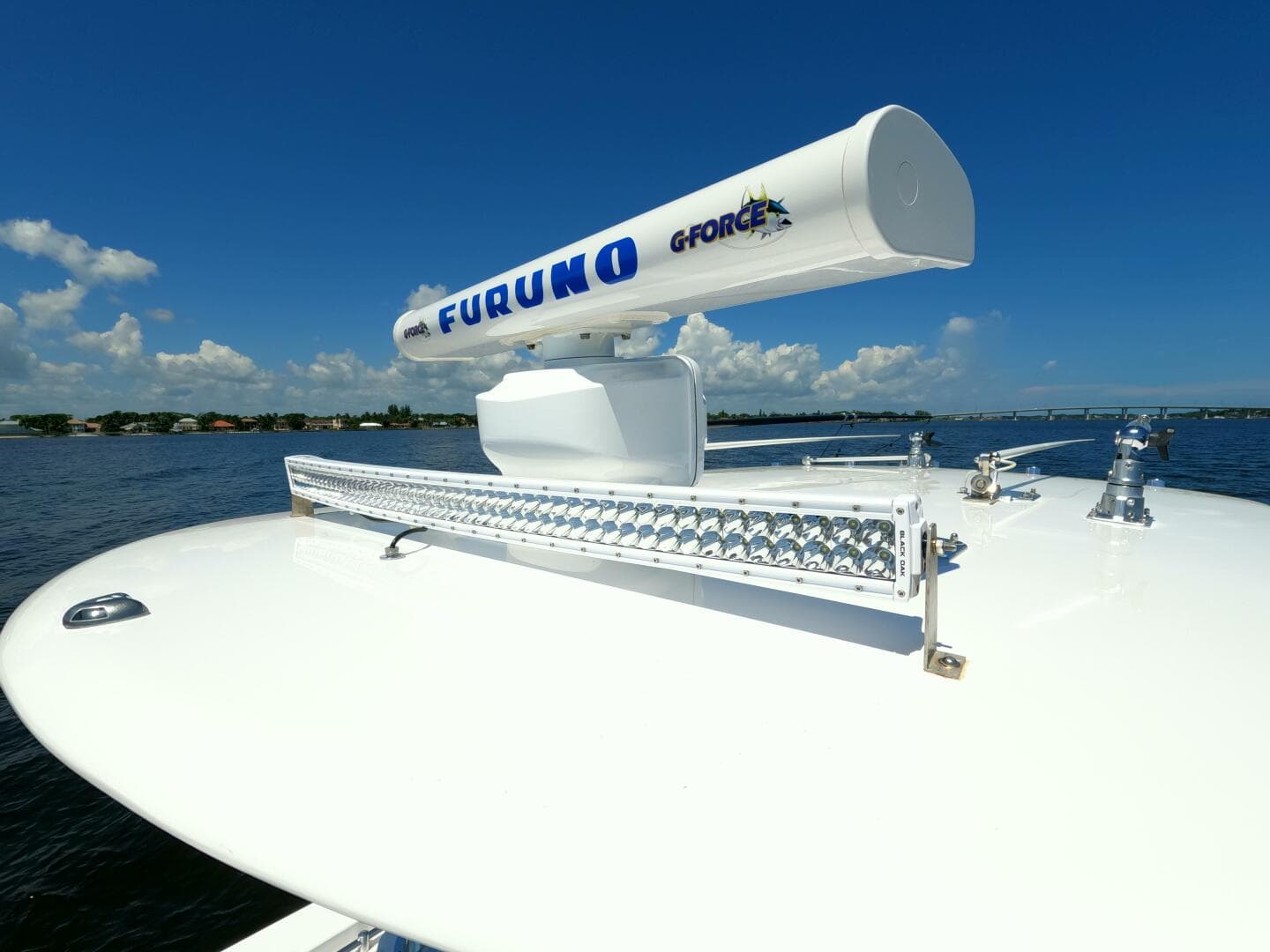 2018 Contender 32 ST — photo 15