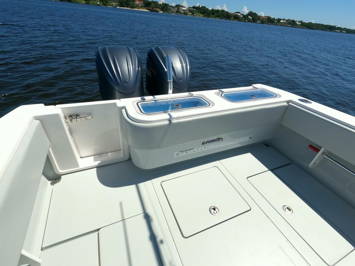 2018 Contender 32 ST — photo 23