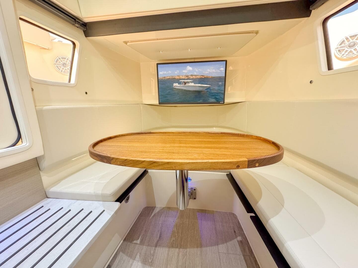 2026 Scout 377 LXF — photo 31