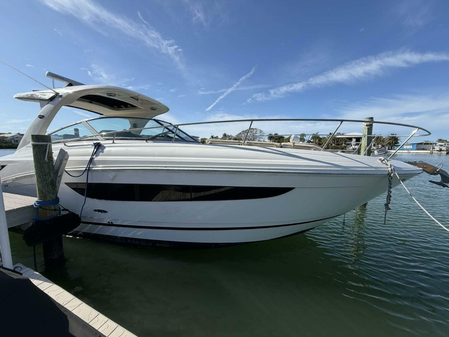 2016 Sea Ray 350 Sundancer — photo 12