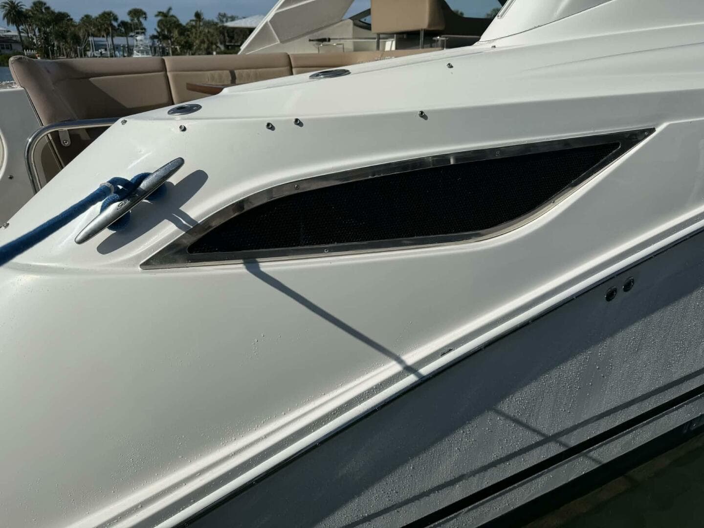 2016 Sea Ray 350 Sundancer — photo 47