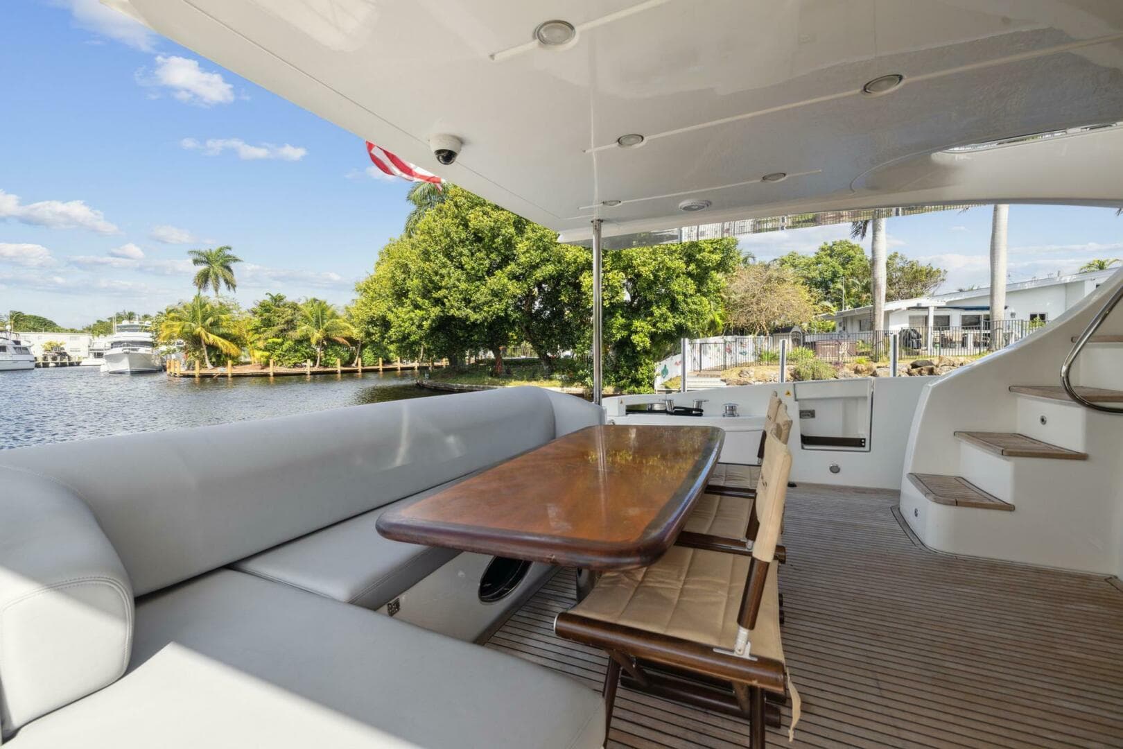 2013 Azimut 70 — photo 21