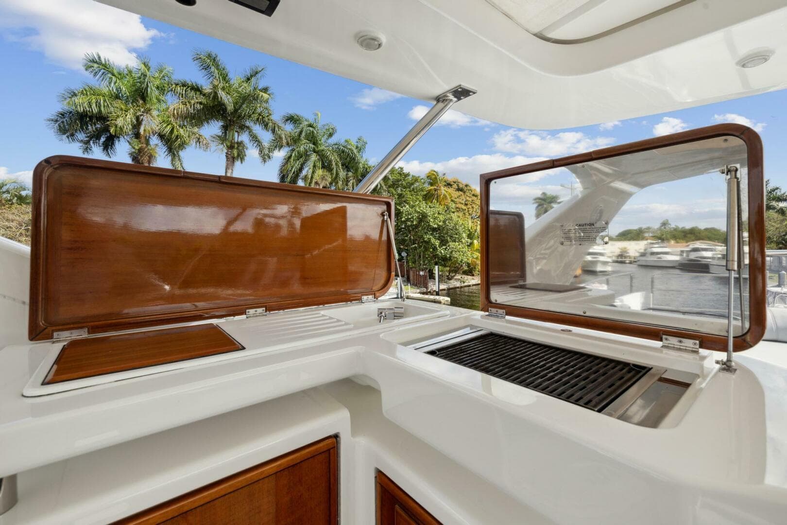 2013 Azimut 70 — photo 16