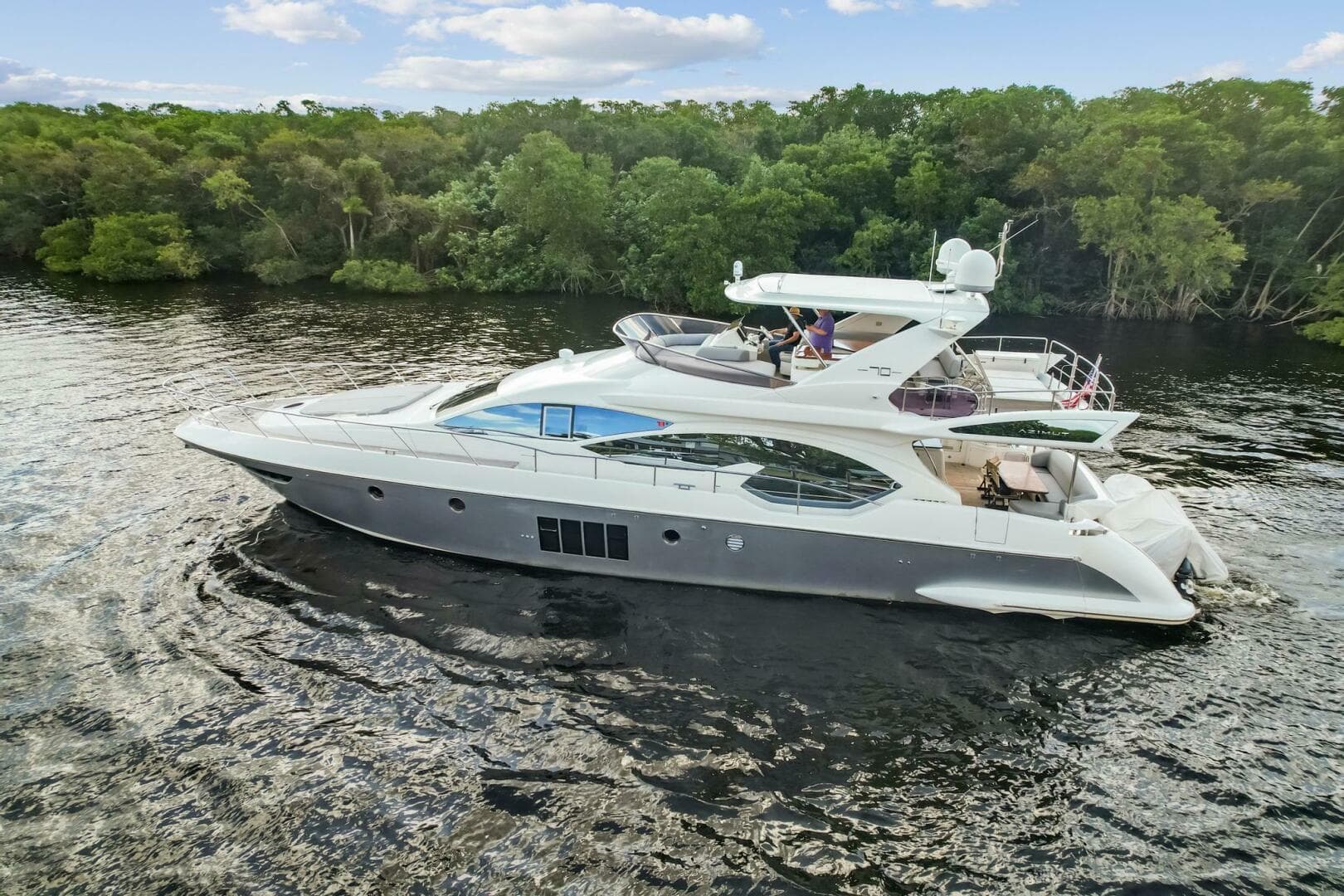 2013 Azimut 70 — photo 1