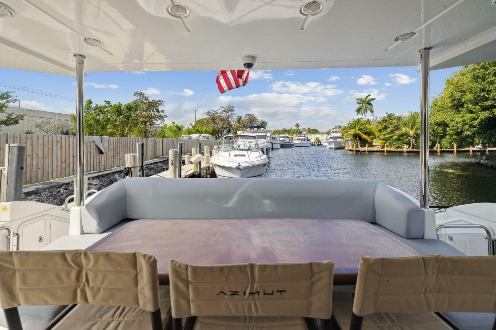 2013 Azimut 70 — photo 22