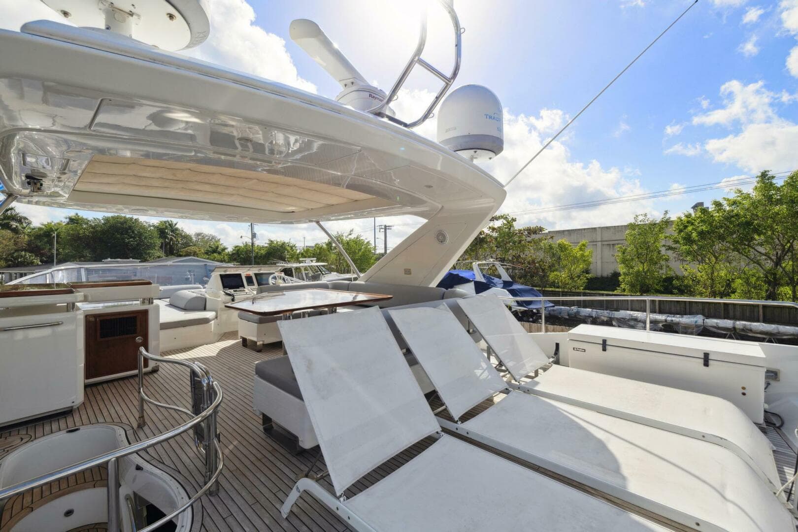 2013 Azimut 70 — photo 19