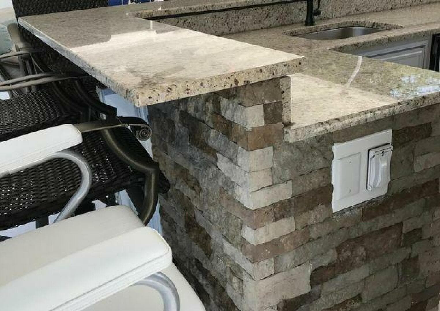 2017 Sumerset Houseboat — photo 25