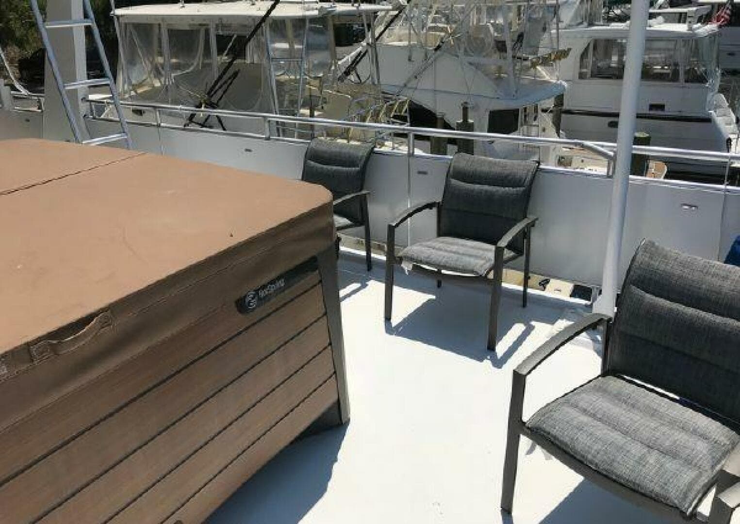 2017 Sumerset Houseboat — photo 9