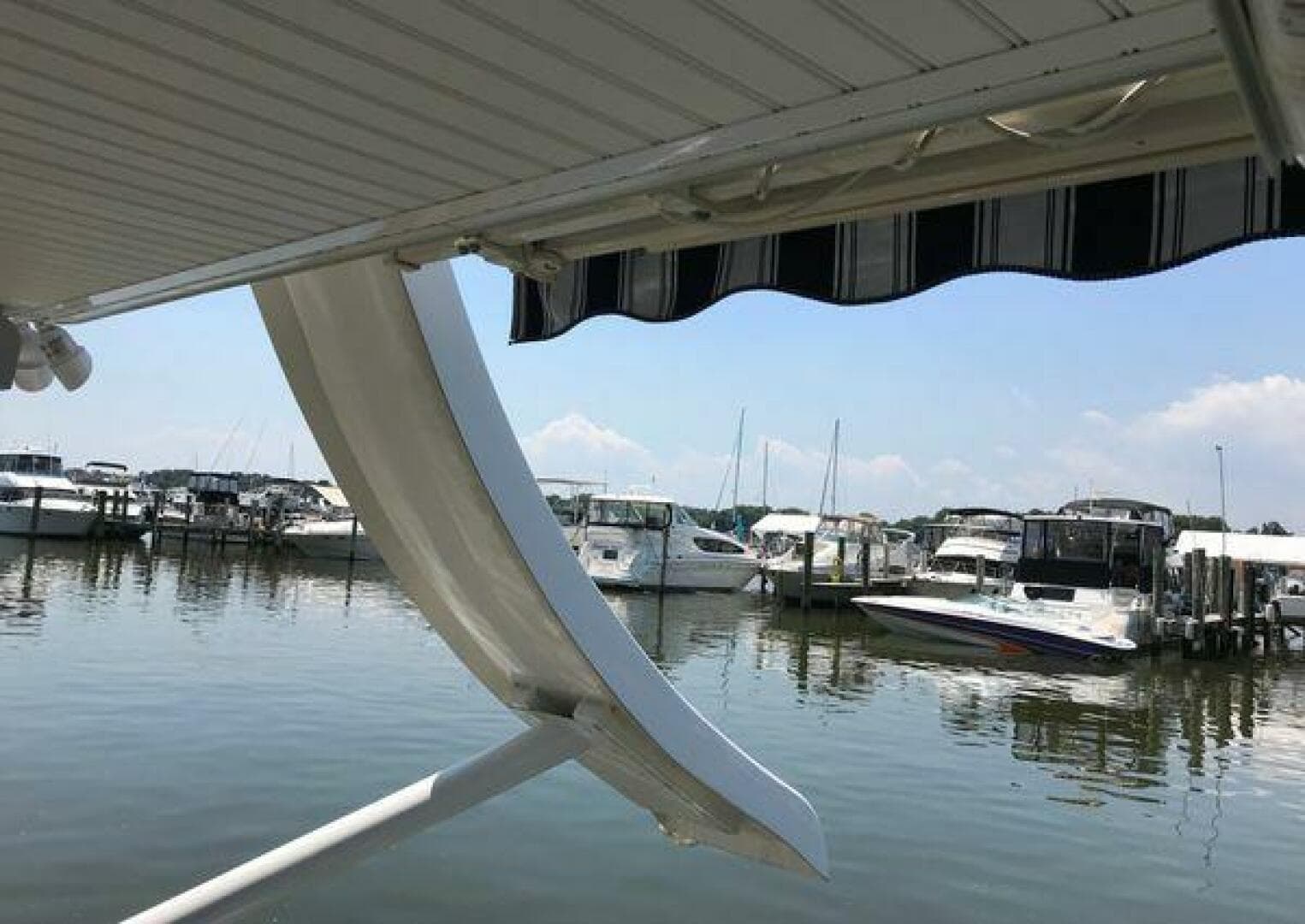 2017 Sumerset Houseboat — photo 78