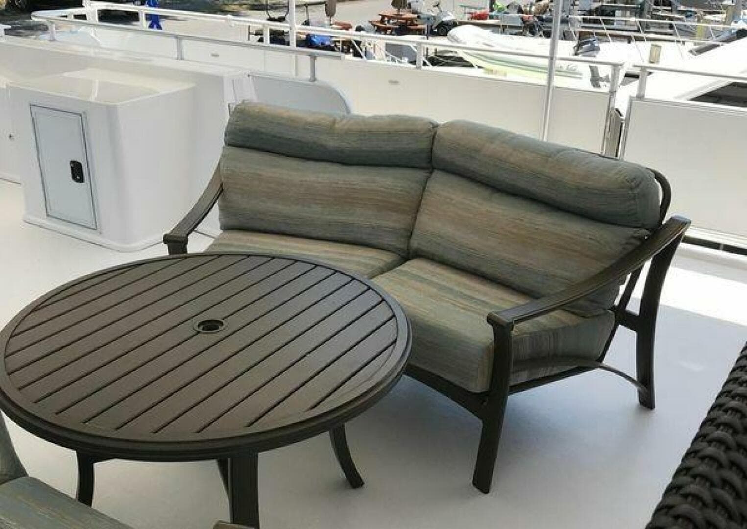 2017 Sumerset Houseboat — photo 35