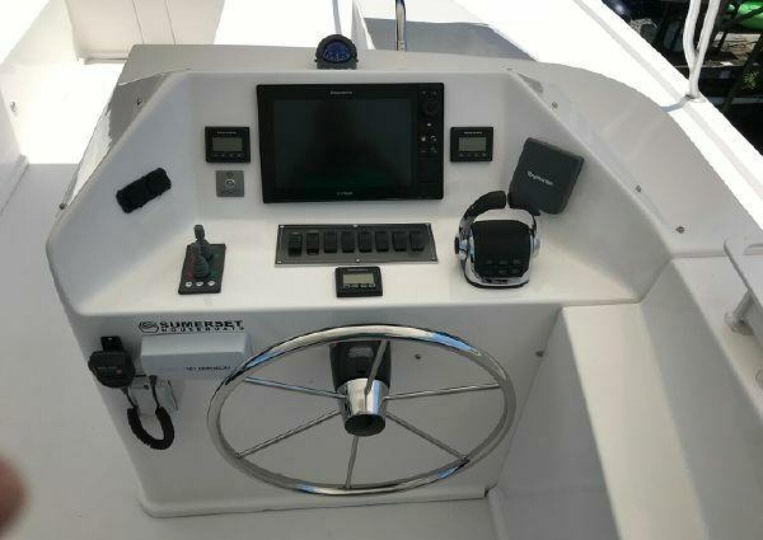 2017 Sumerset Houseboat — photo 42