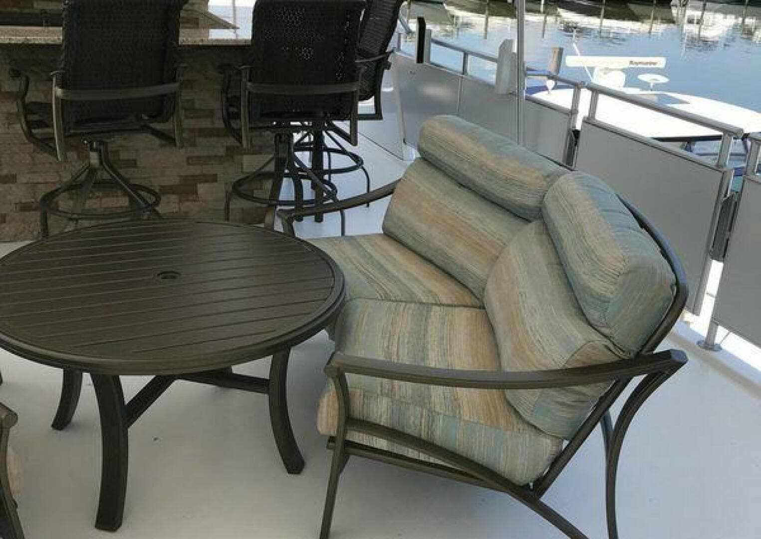 2017 Sumerset Houseboat — photo 36