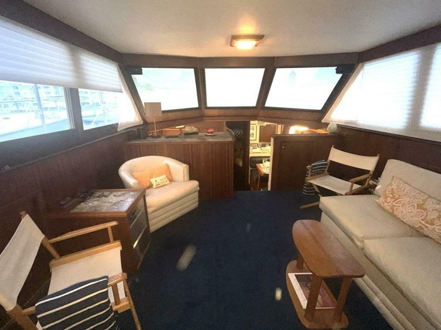 1981 Hatteras 48 — photo 9