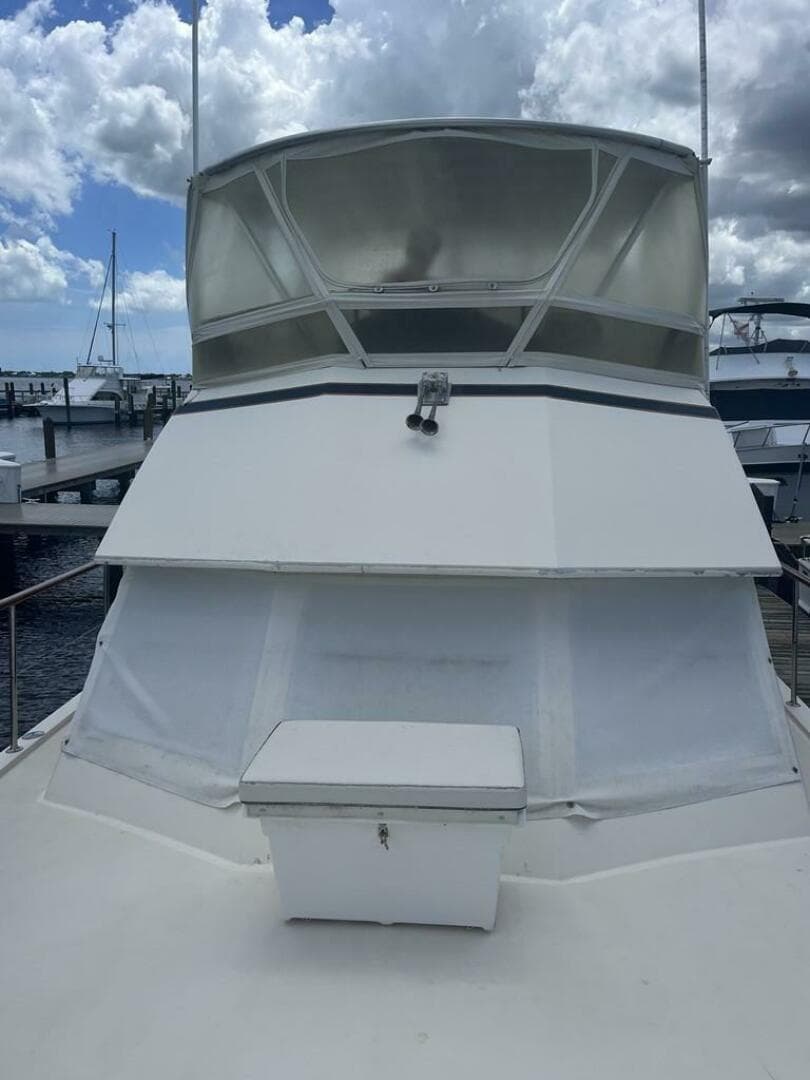 1981 Hatteras 48 — photo 4