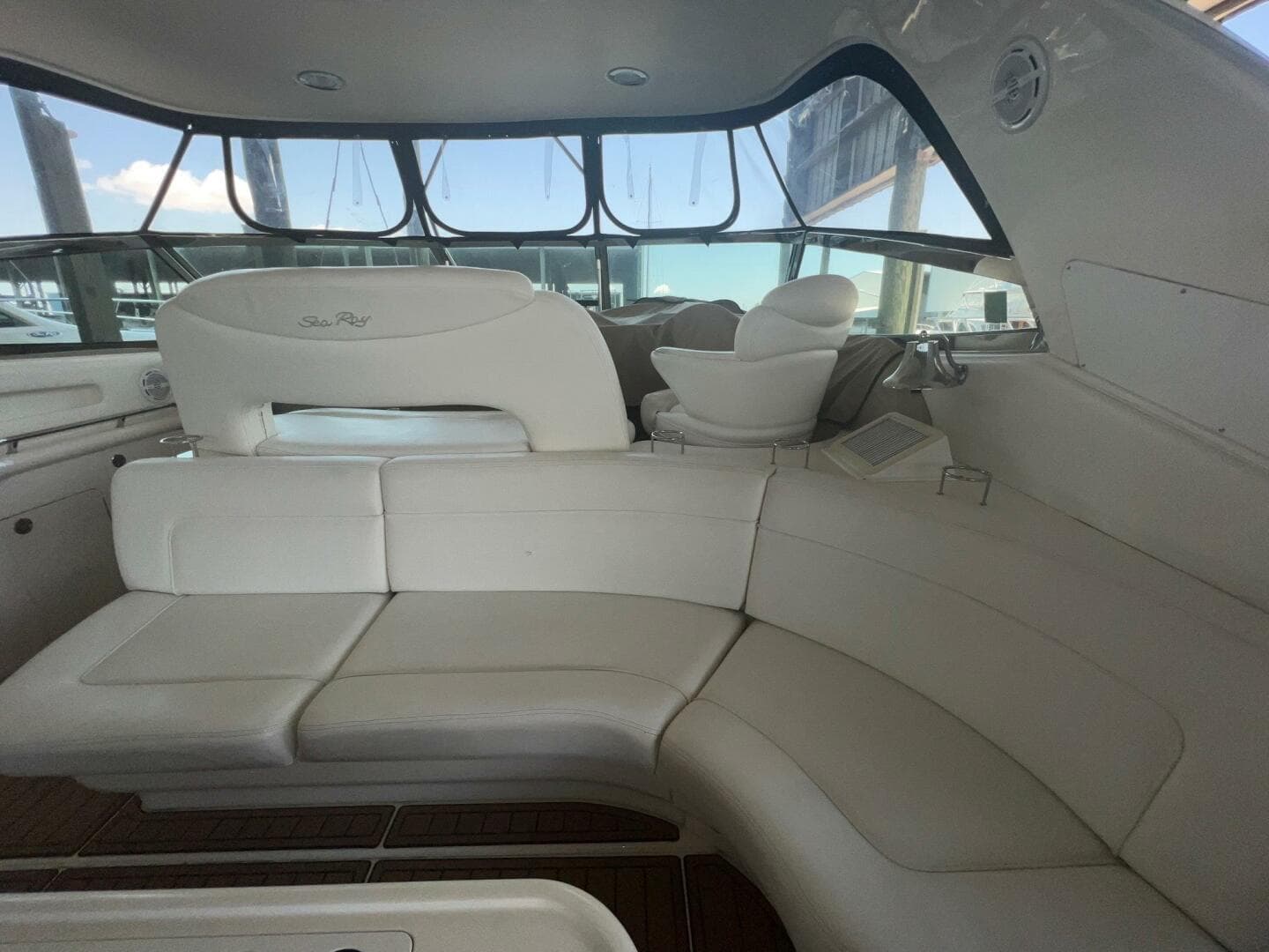 2002 Sea Ray 460 Sundancer — photo 11