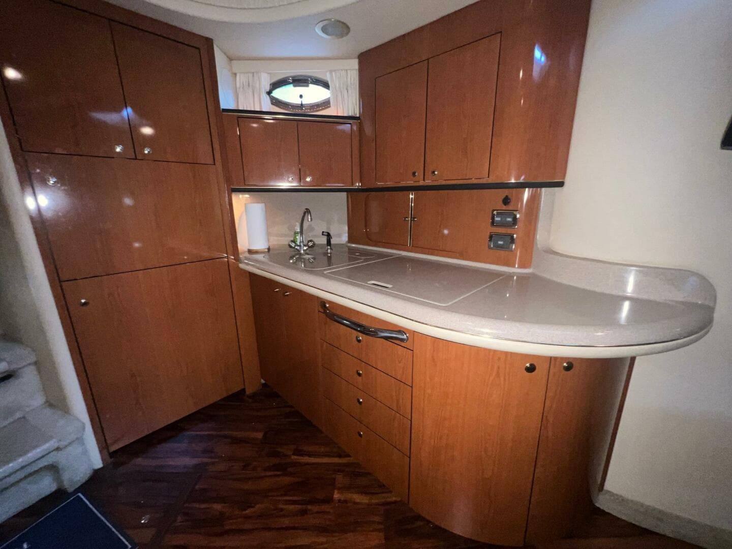 2002 Sea Ray 460 Sundancer — photo 33