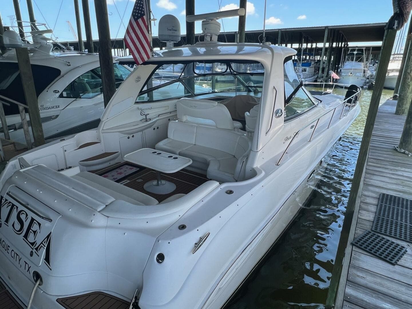 2002 Sea Ray 460 Sundancer — photo 1