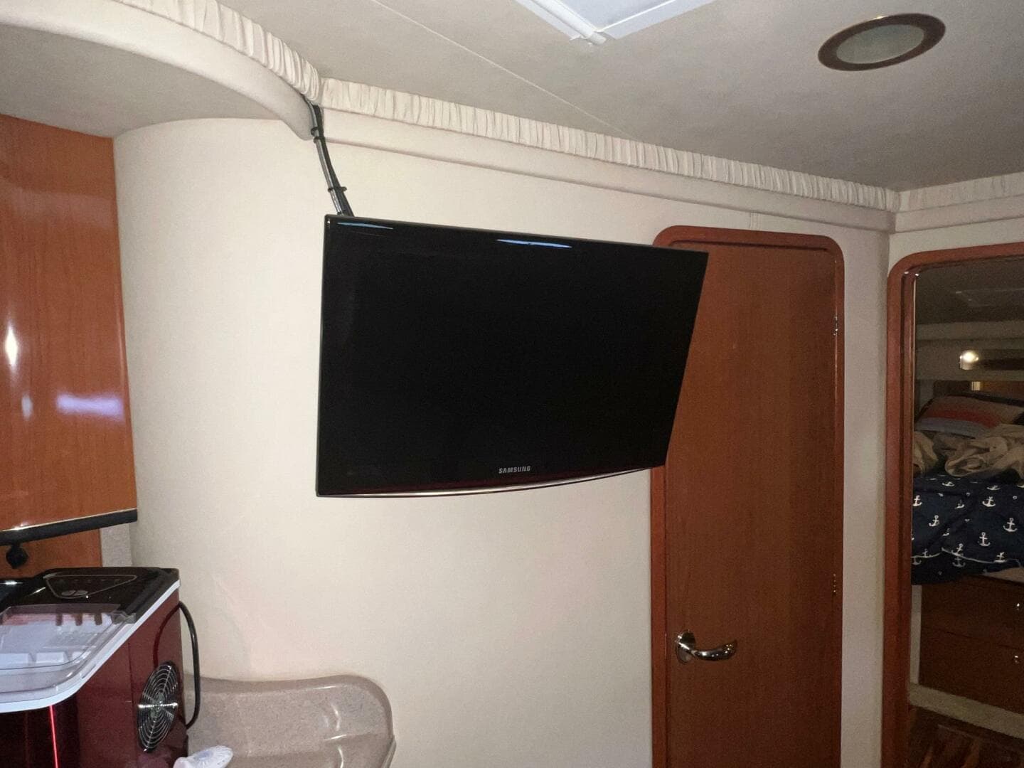 2002 Sea Ray 460 Sundancer — photo 45