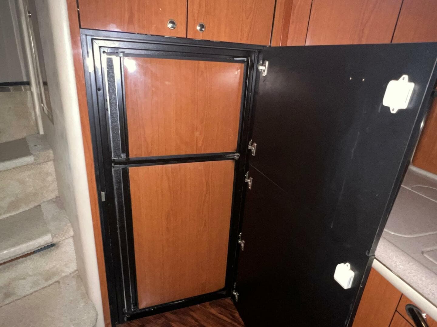 2002 Sea Ray 460 Sundancer — photo 38