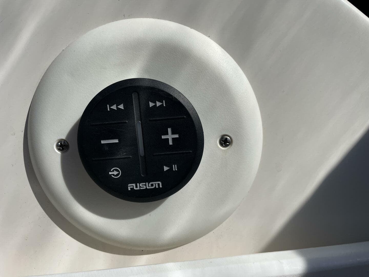 2006 Rinker Express Cruiser — photo 19