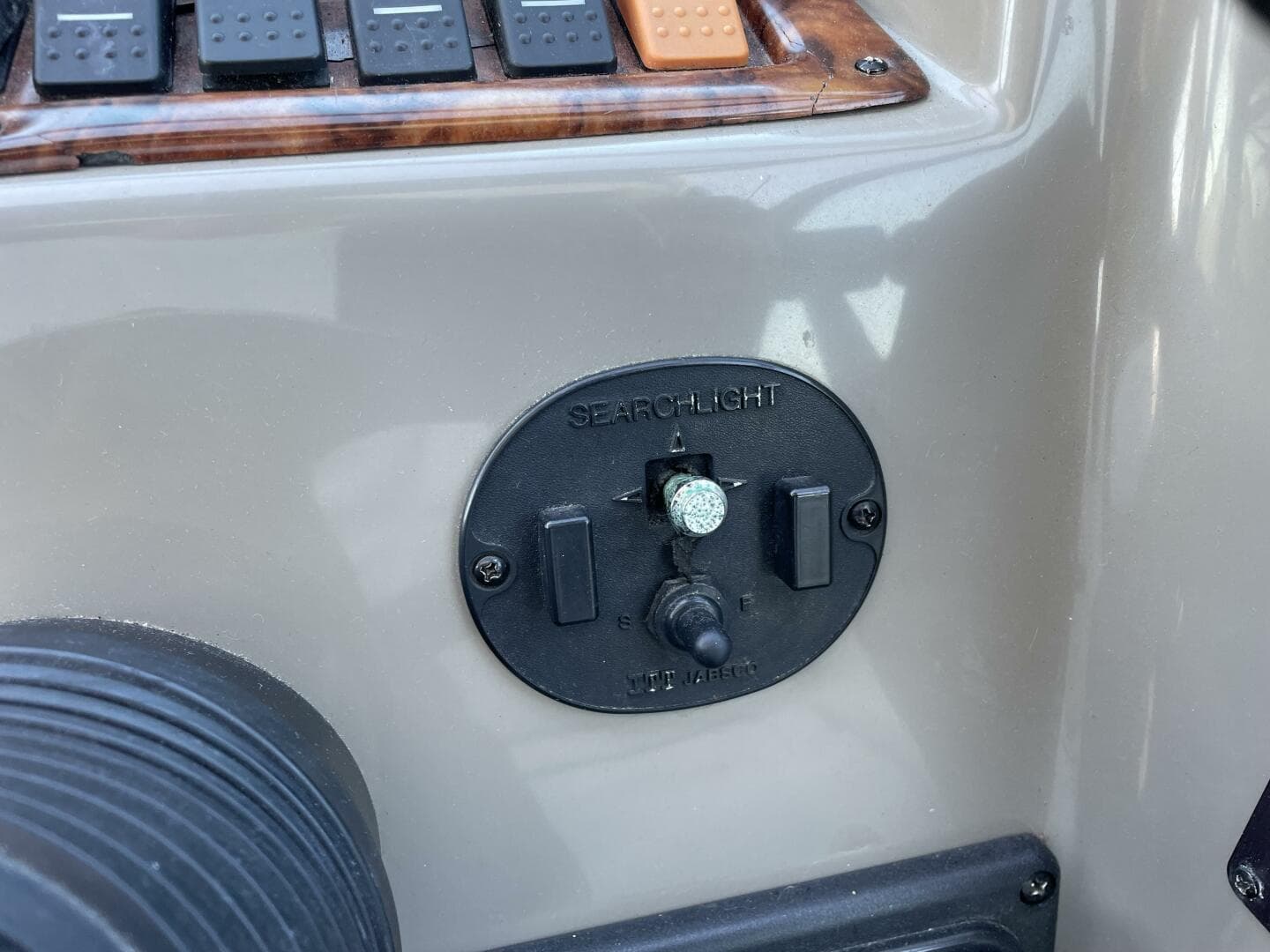 2006 Rinker Express Cruiser — photo 40