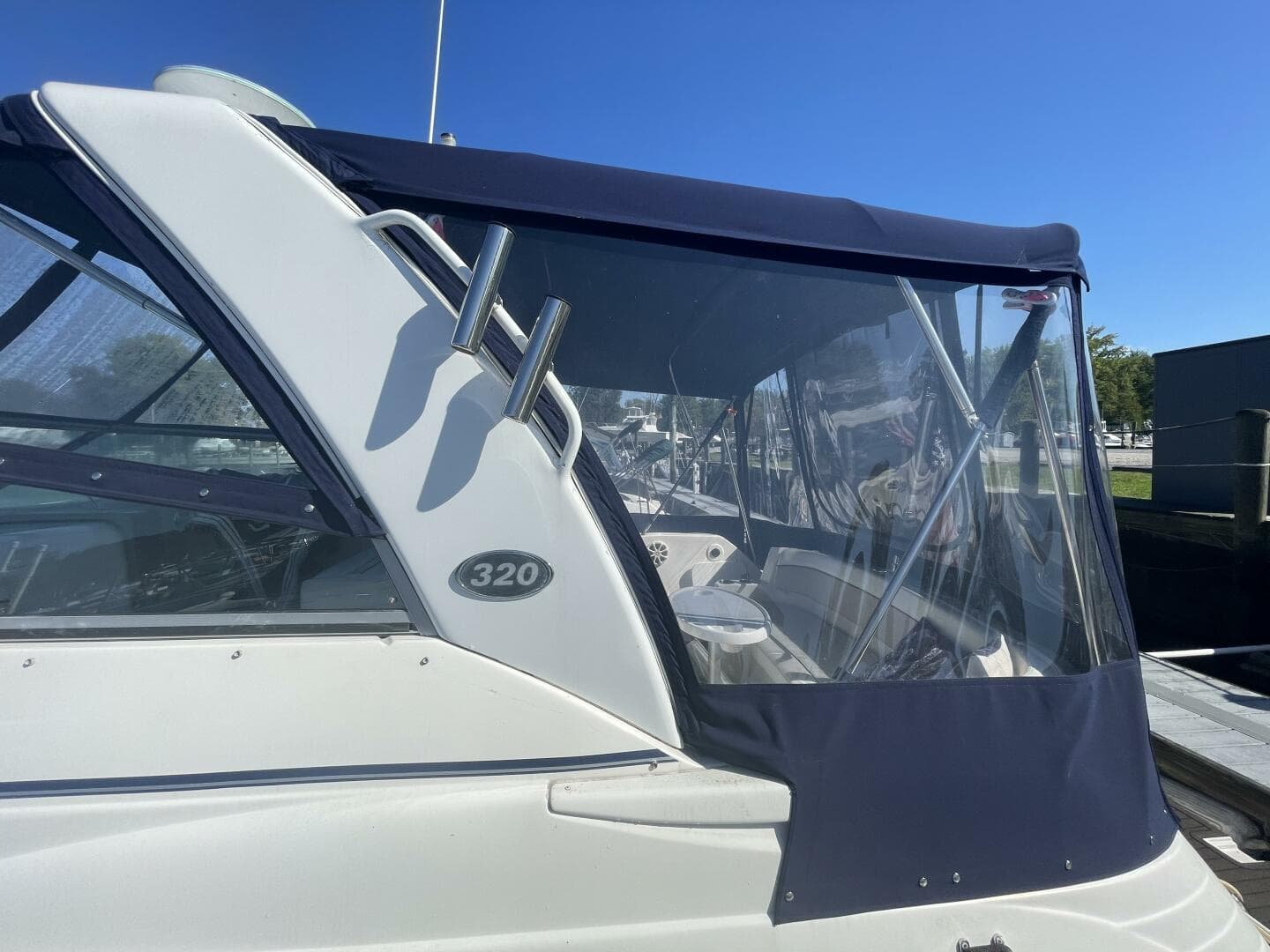 2006 Rinker Express Cruiser — photo 14