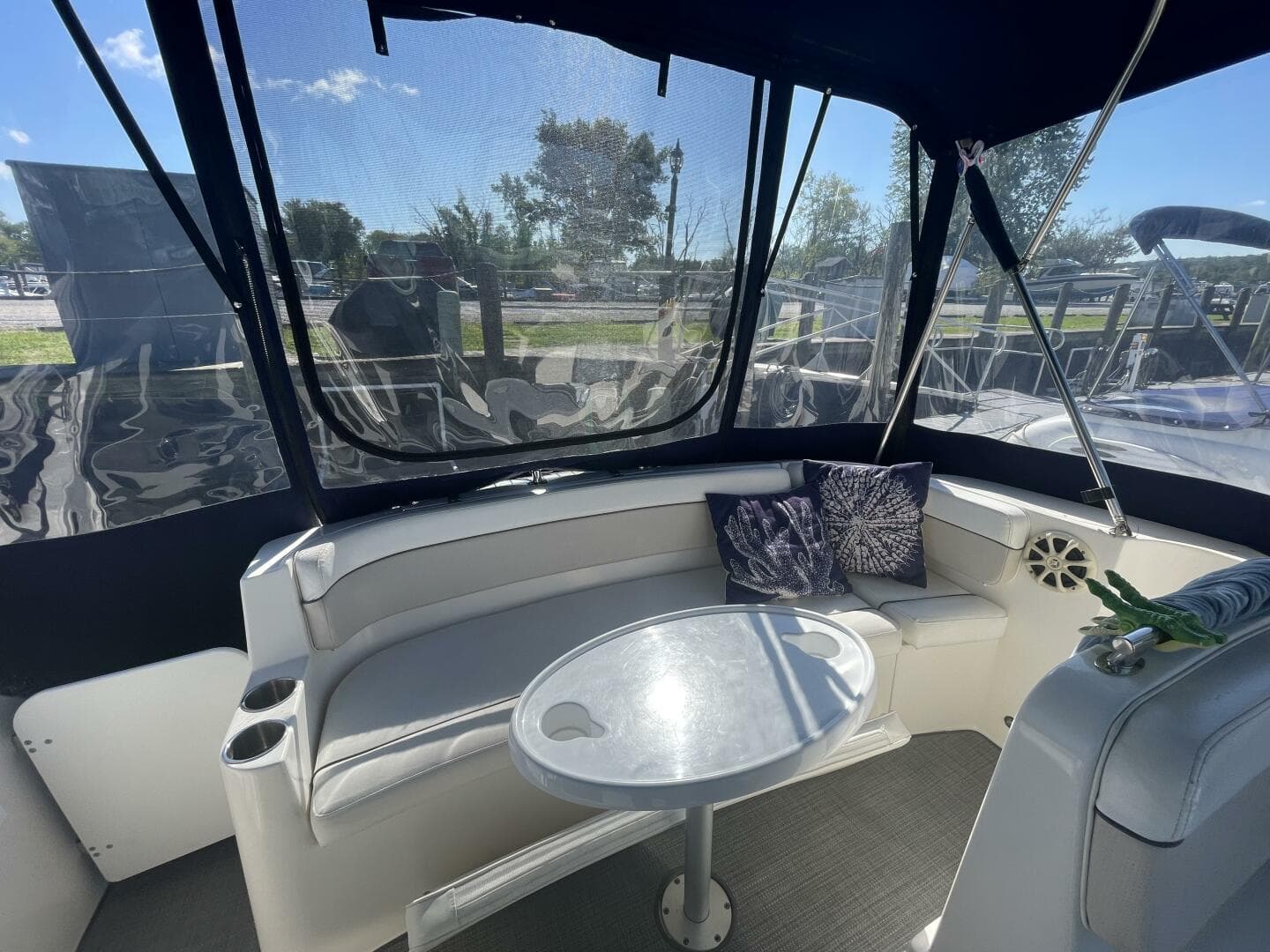 2006 Rinker Express Cruiser — photo 26