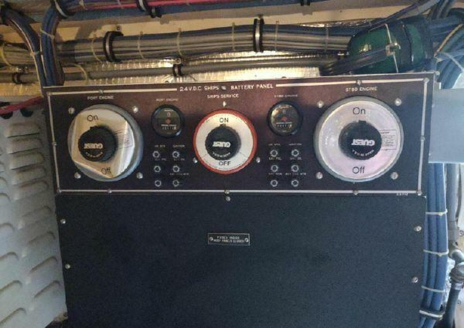 1996 Hatteras 50 Sport Deck — photo 101