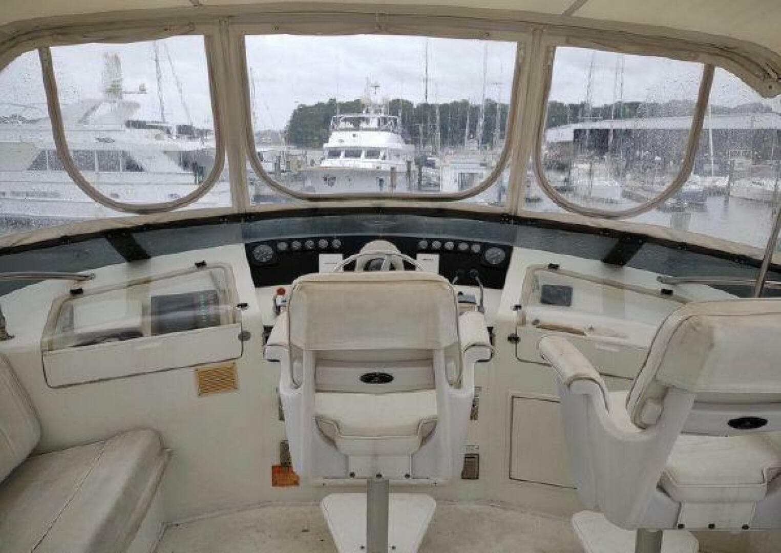 1996 Hatteras 50 Sport Deck — photo 76