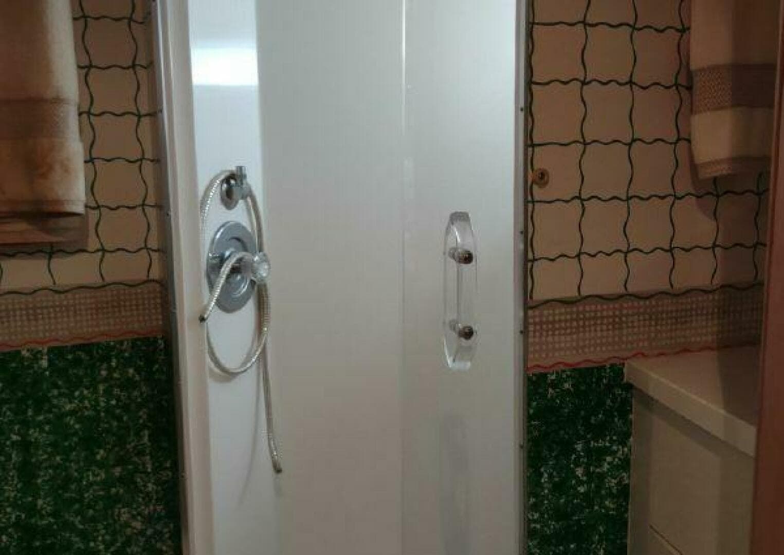 1996 Hatteras 50 Sport Deck — photo 58